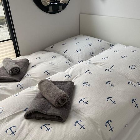 ホテル Hausboot Fjord Claudia シュレースヴィヒ エクステリア 写真