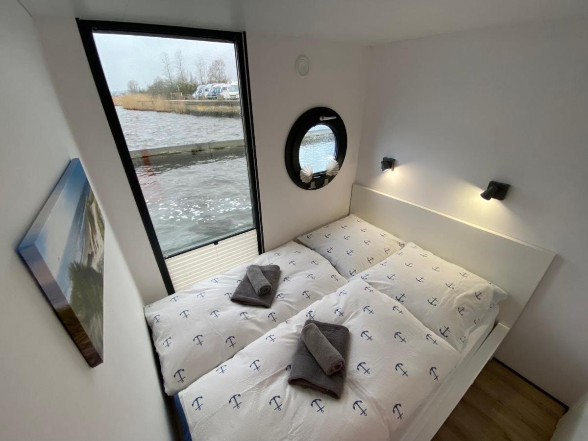 ホテル Hausboot Fjord Claudia シュレースヴィヒ エクステリア 写真