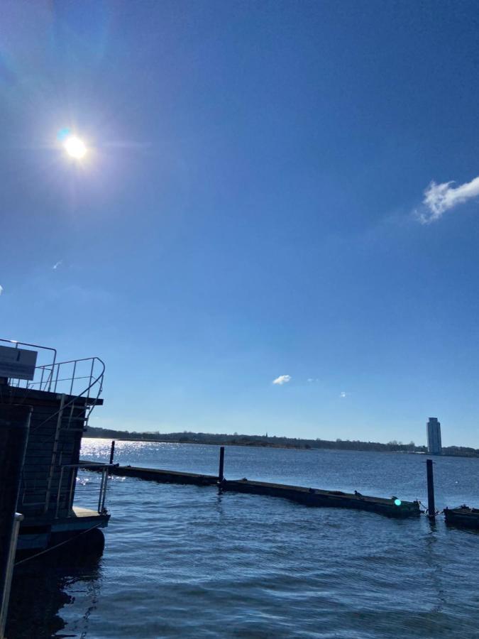ホテル Hausboot Fjord Claudia シュレースヴィヒ エクステリア 写真